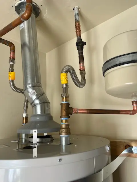 Water heater installation and plumbing repair in Downtown St. Petersburg